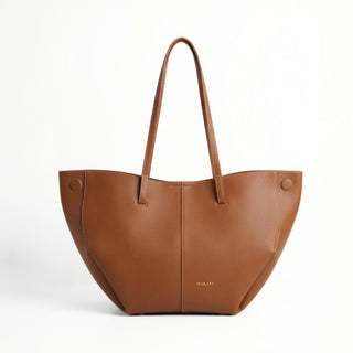 + zusรคtzliche Pouche in der Tasche