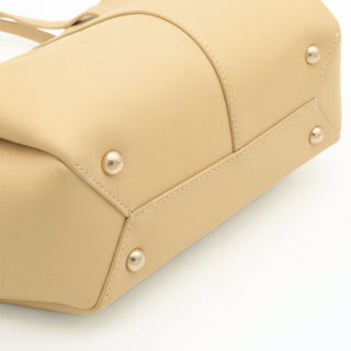 _Metallfüße um Abnutzung vorzubeugen