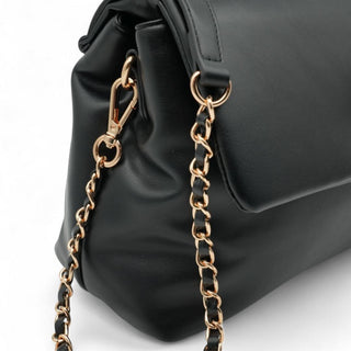 Interchangeable strap