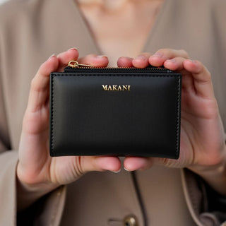 Ideal companion with extra change compartment
