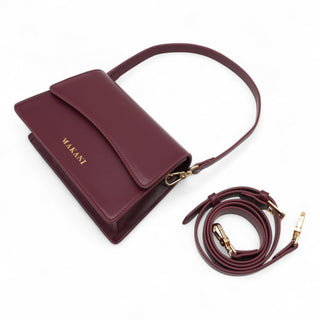 Short or crossbody (adjustable length)
 portable