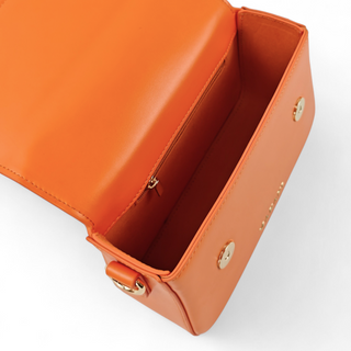 Plenty of storage space for all your essentials