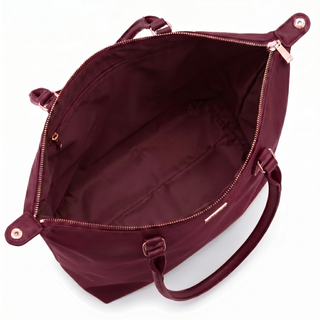 _Your laptop, water bottle, notepad, and much more have a place here