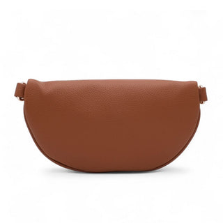 _Can be combined with almost any outfit