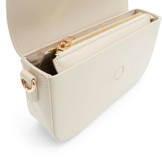 _Double the security with magnetic and zipper closure