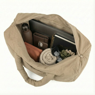 _Compartiment principal spacieux avec poches intérieures séparées