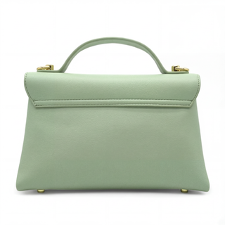 _Kurzer Henkel für elegante Abende