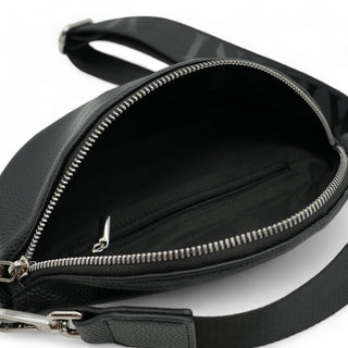 Internal zippered compartment