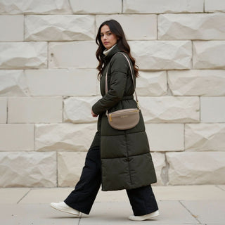 Model height: 1.69m