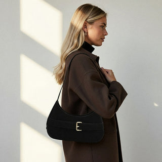 _Model height: 1,72m