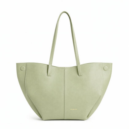_+ zusätzliche Pouche in der Tasche