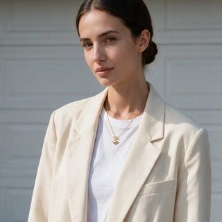 _Model height: 1.69m