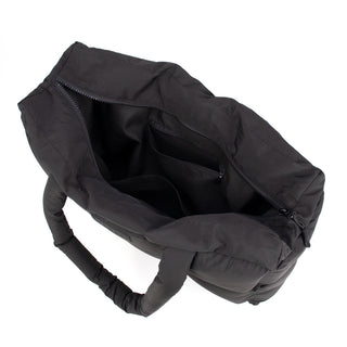Spacious main compartment with separate inner compartments