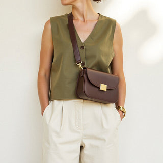 Model height: 1.69m